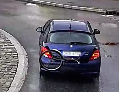 Miniatura: Potrącił pieszego i odwiózł go do...