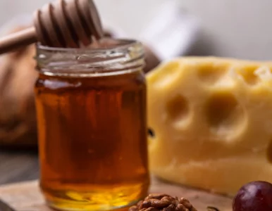 Miniatura: Miód jak bezwartościowy słodzik?...