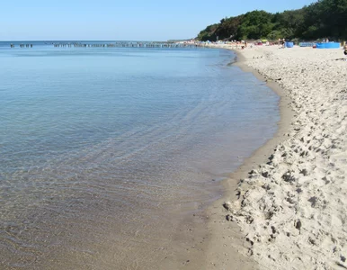 Miniatura: Piękna wioska nad morzem i dużo miejsca na...