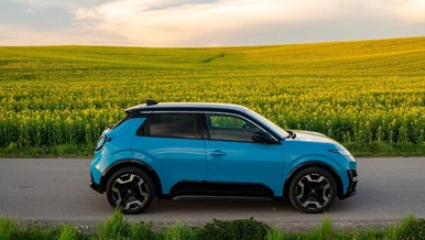 Miniatura: Nissan Micra 2026. Google zaplanuje...