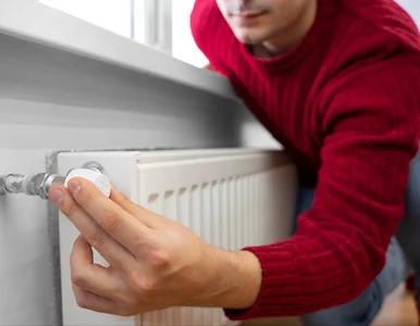 Miniatura: Rachunki za ogrzewanie kilkaset złotych...