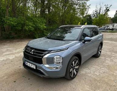 Miniatura: Japoński SUV 4x4 przeceniony o 70 tys. zł....