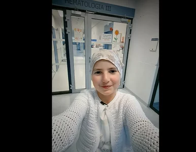 Miniatura: Damięcki i Miodek włączają się w pomoc....