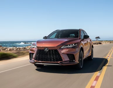 Miniatura: Promocja na hybrydowe Lexusy. Rata może...