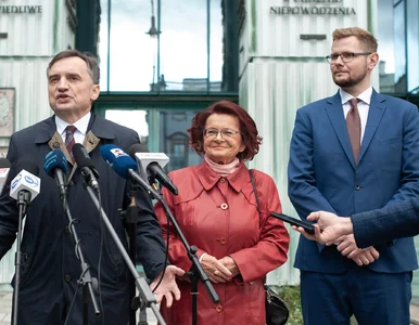 Miniatura: Tak ziobryści rozdawali pieniądze z...