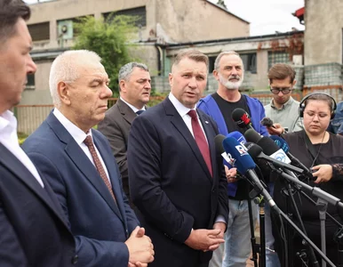Miniatura: Sasin ujawnił, ilu posłów chce zostać w...