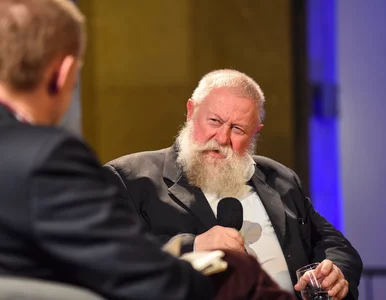 Miniatura: Prof. Bralczyk ocenił polityków: Nawrocki...