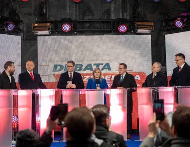 Miniatura: Fala komentarzy wokół debat w Końskich. W...