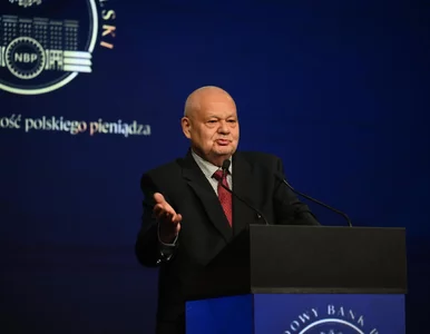 Miniatura: Rekordowe zarobki Adama Glapińskiego....