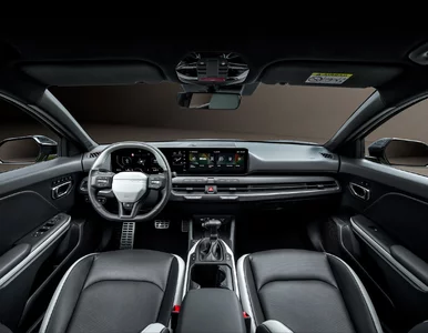 Miniatura: Kia odleciała z ceną. Nowy model za 99...