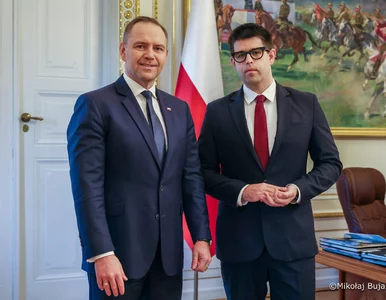 Miniatura: „Pacjenci odsyłani, zamykane oddziały,...