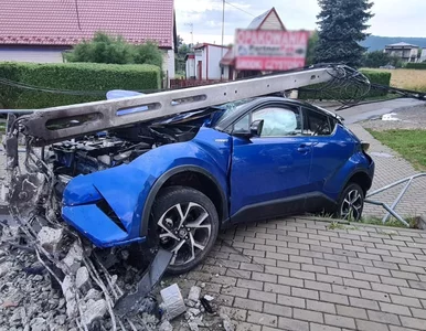 Miniatura: Groźny wypadek w Nowym Sączu. Toyota...
