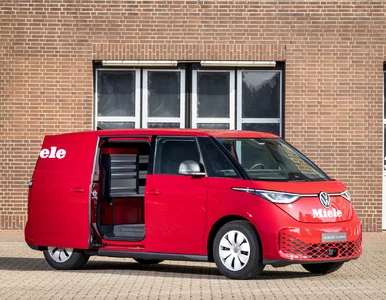 Miniatura: Volkswagen chwali się wielofunkcyjnością...