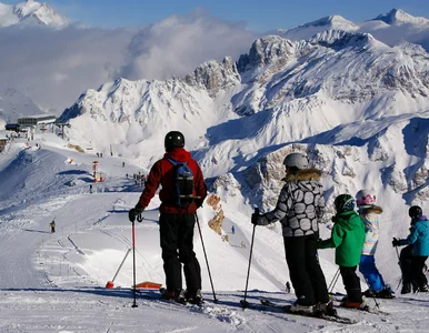 Miniatura: Zawrzało po decyzji MEN ws. ferii...