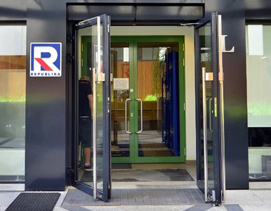Miniatura: Zajęto konta fundacji Republiki, Sakiewicz...