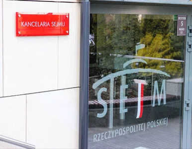 Miniatura: Kancelaria Sejmu stawia kropkę w sprawie...