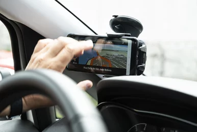 Miniatura: TomTom z bezpłatną nawigacją. Producent...