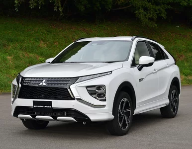 Miniatura: Premiera: Mitsubishi Eclipse Cross z...