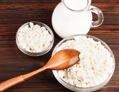 Miniatura: Ten serek wiejski Polacy mijają w...