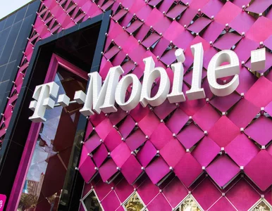Miniatura: Klienci T-Mobile dostaną po 500 zł....