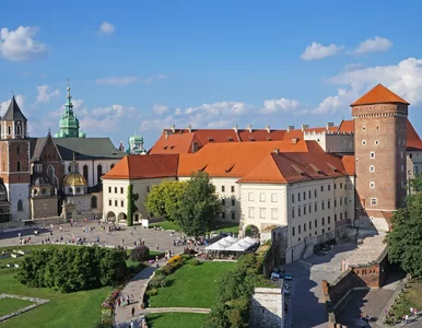 Miniatura: Gibała traci przewagę w Krakowie....
