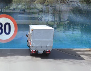 Miniatura: Ten nowy system sam spowalnia auta. Czy...