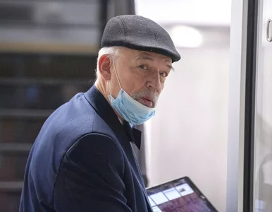 Miniatura: Janusz Korwin-Mikke miał stłuczkę....