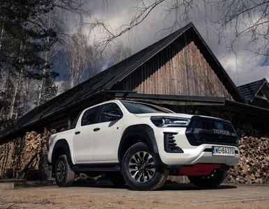 Miniatura: Takiej wersji Toyota Hilux jeszcze nie...