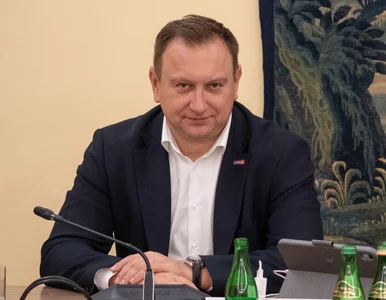 Miniatura: Znany poseł ma inne zdanie o podatku ws....