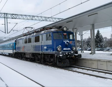 Miniatura: PKP Intercity zmienia rozkład jazdy. Ponad...