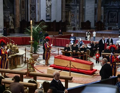 Miniatura: Uroczystości pogrzebowe papieża...