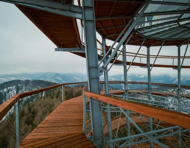 Miniatura: Najwyższa darmowa wieża widokowa w...