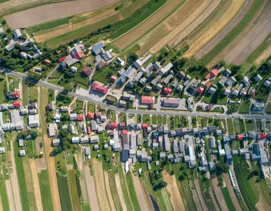 Miniatura: Polska wieś padła ofiarą AI. W sieci krąży...
