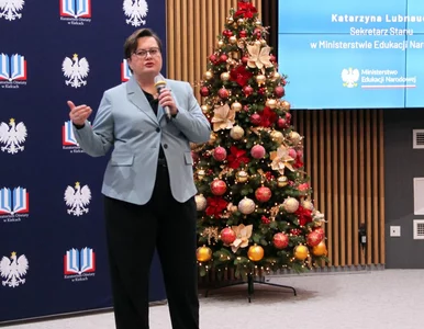 Miniatura: MEN o „chaotycznej sytuacji w skali całej...