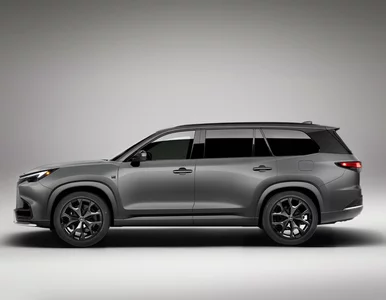 Miniatura: Zupełnie nowy Lexus TX. To duży SUV z...