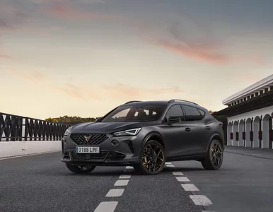 Miniatura: Nadjeżdża Cupra Formentor VZ5. SUV o mocy...