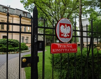 Miniatura: Co dalej z Trybunałem Konstytucyjnym?...