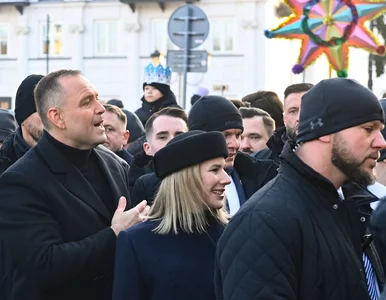 Miniatura: Nosiły go księżna Kate i Jacqueline...