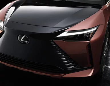 Miniatura: Lexusy przestają wyglądać jak dotąd. RX i...