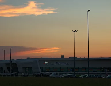 Miniatura: Poderwane myśliwce, zamknięte lotniska....