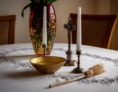 Miniatura: Ile ksiądz wyciąga po kolędzie? Jest...